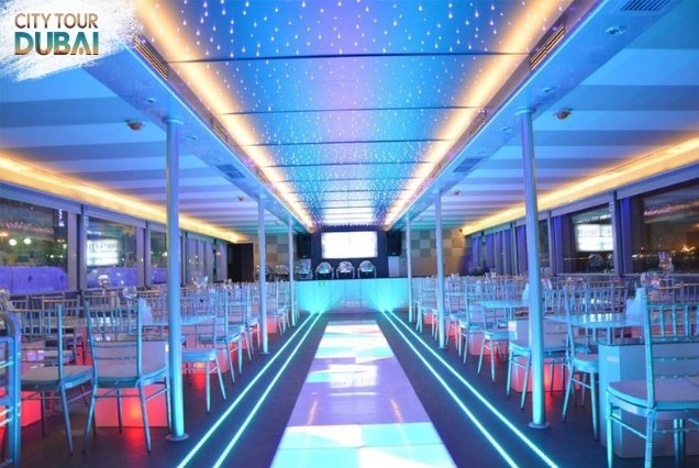 Catamaran Cruise in Dubai Marina with Dinner